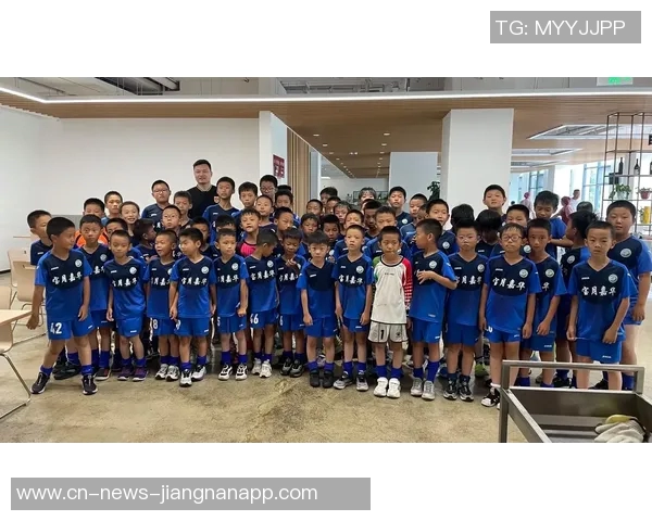 亚泰国字号球员安智诚成功入选U18国足今日在上海开启集训之旅