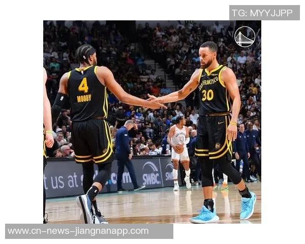 克里斯蒂全场表现出色三分球命中率高效助球队逆转胜利